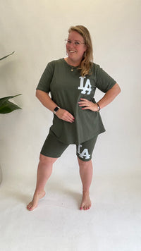 AVY 2-TEILIGES SET - 8 KLEINE