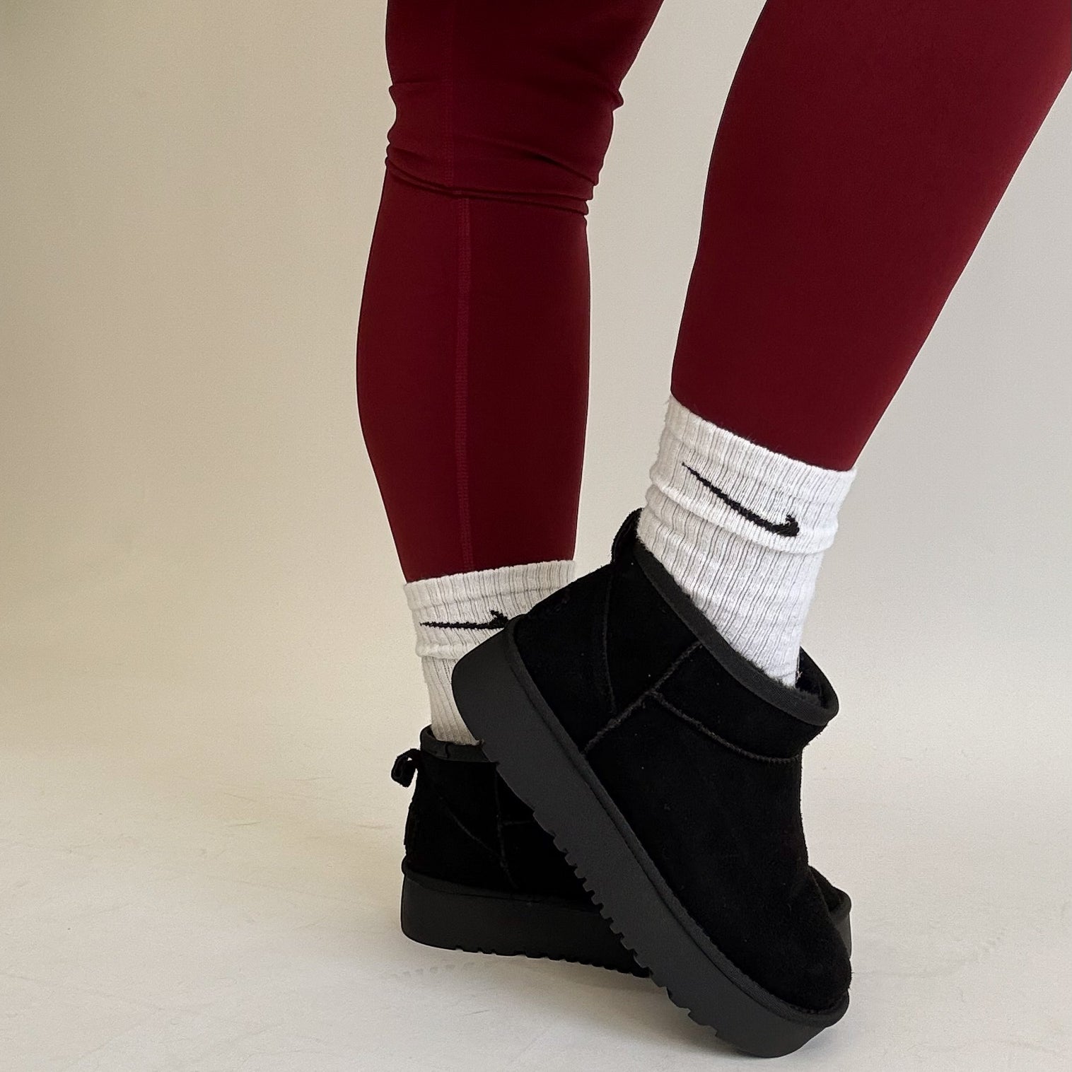 UGGIES REAL LEATHER - ZWART