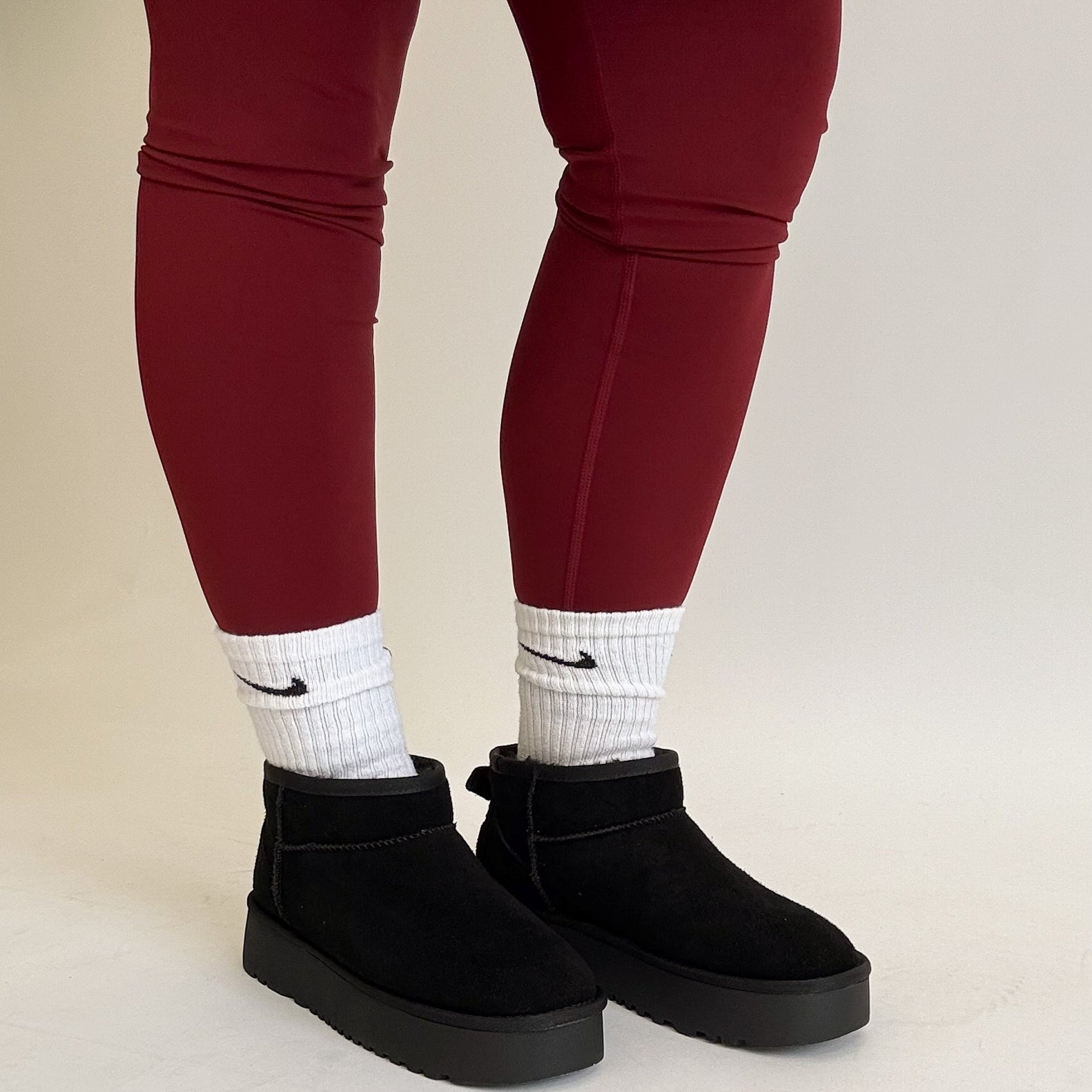 UGGIES REAL LEATHER - ZWART