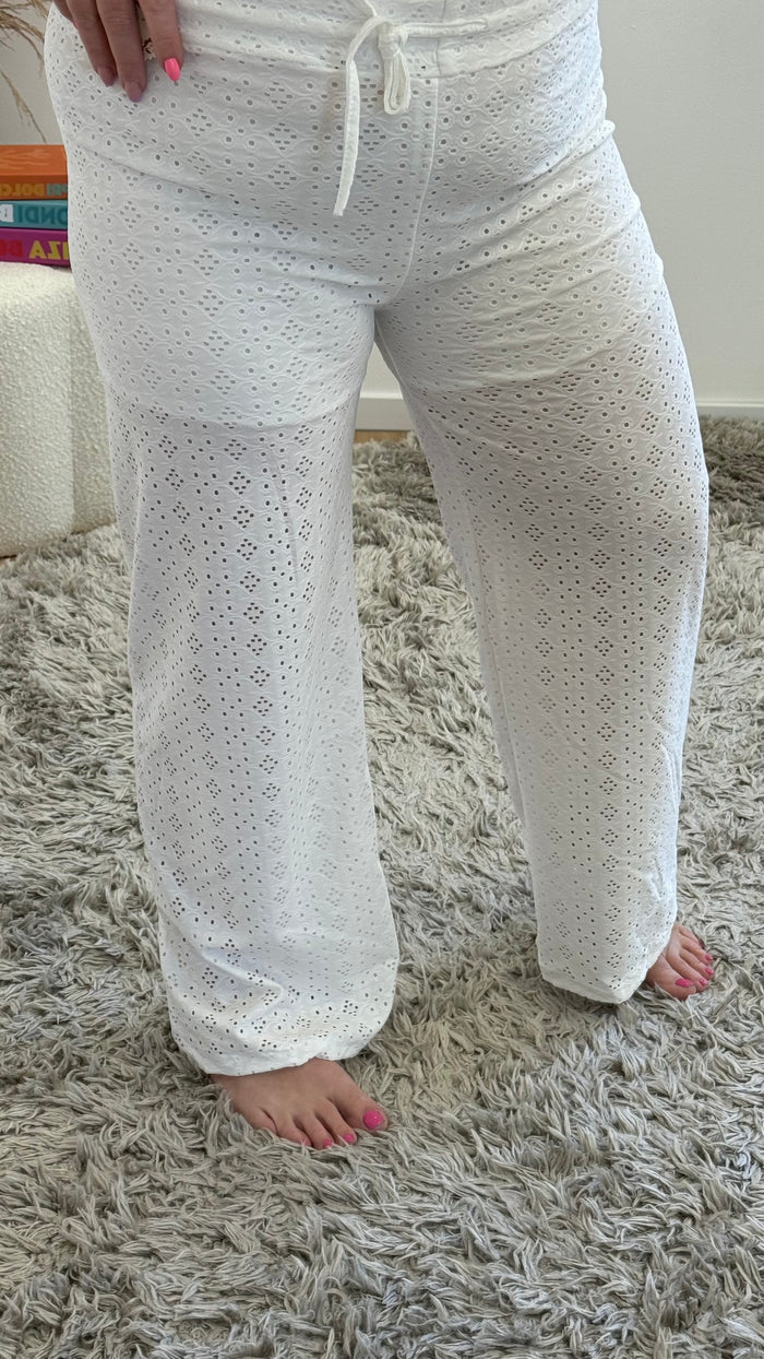 JOGGER-HOSE (40 B/M 48+) – 3 KLEID