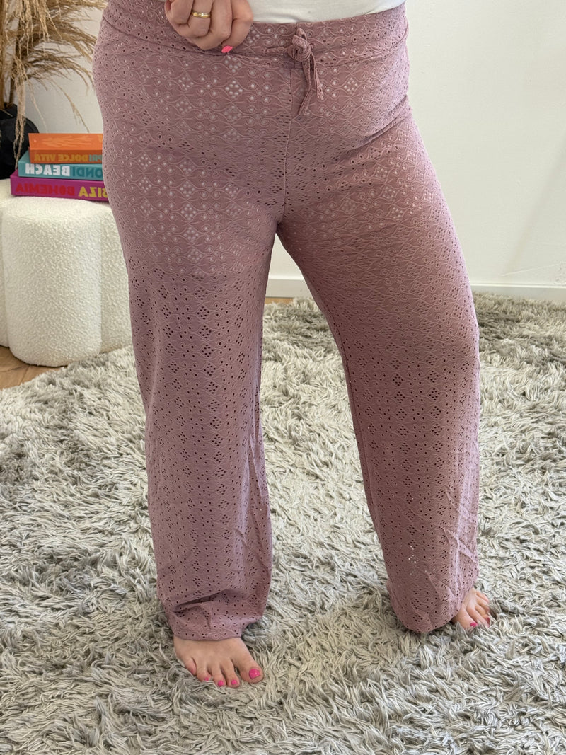 JOGGER-HOSE (40 B/M 48+) – 3 KLEID