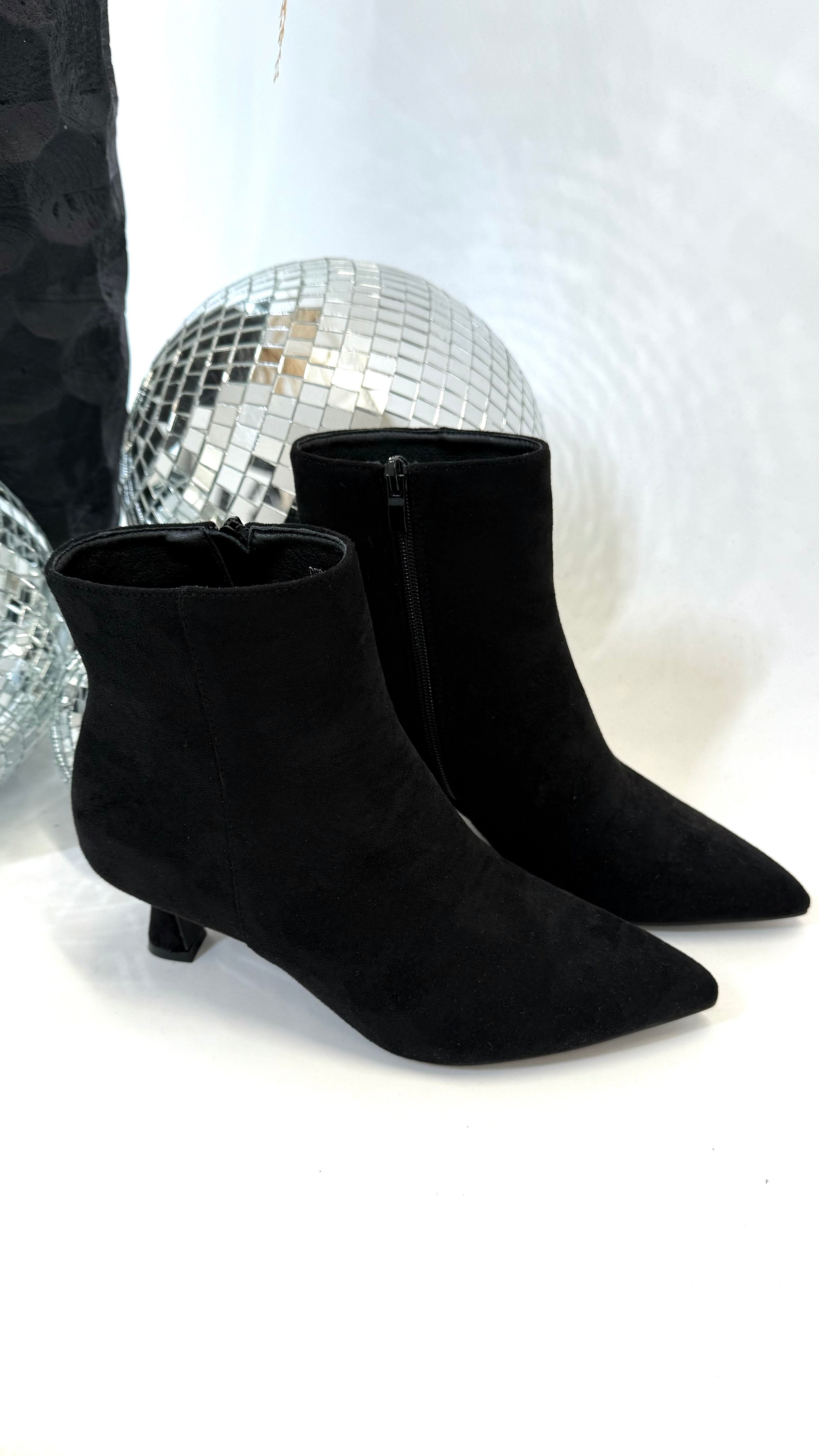 SUEDE BLACK LAARSJE DES658S