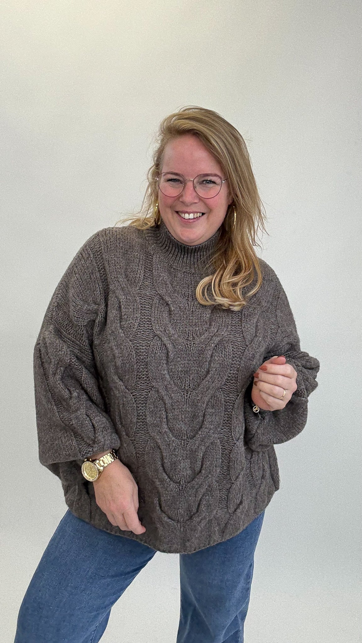 CABEL KNIT