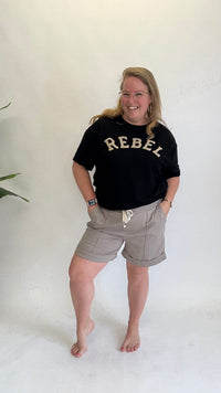 CLASSY SHORT - 1506