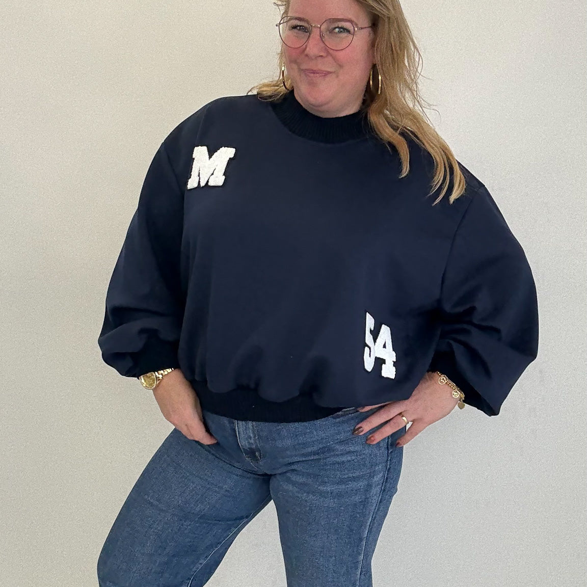 M 54 SWEATER