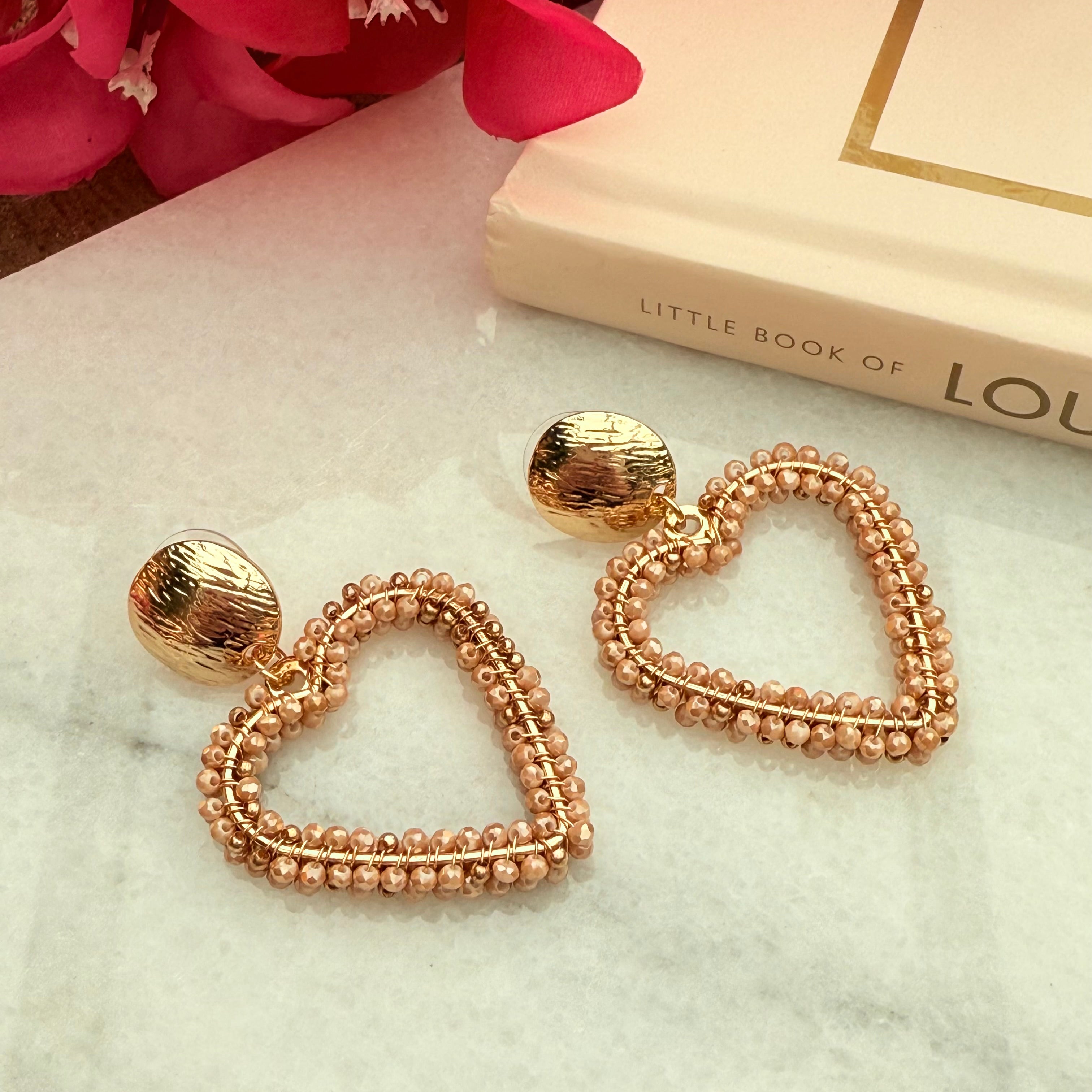 BEIGE HART OORBELLEN  - 029