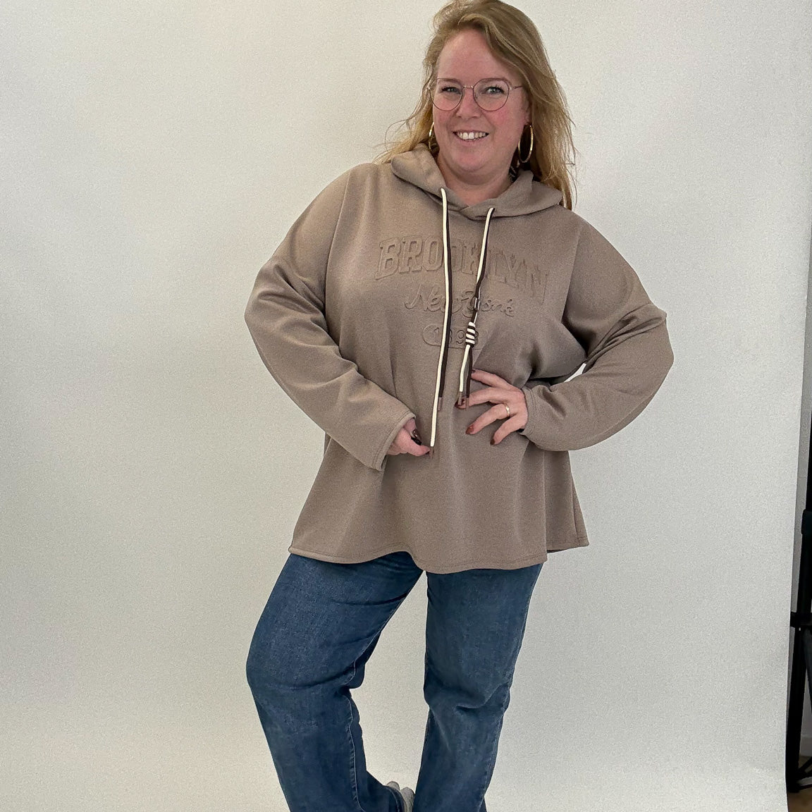 BROOKLYN HOODIE - 1800