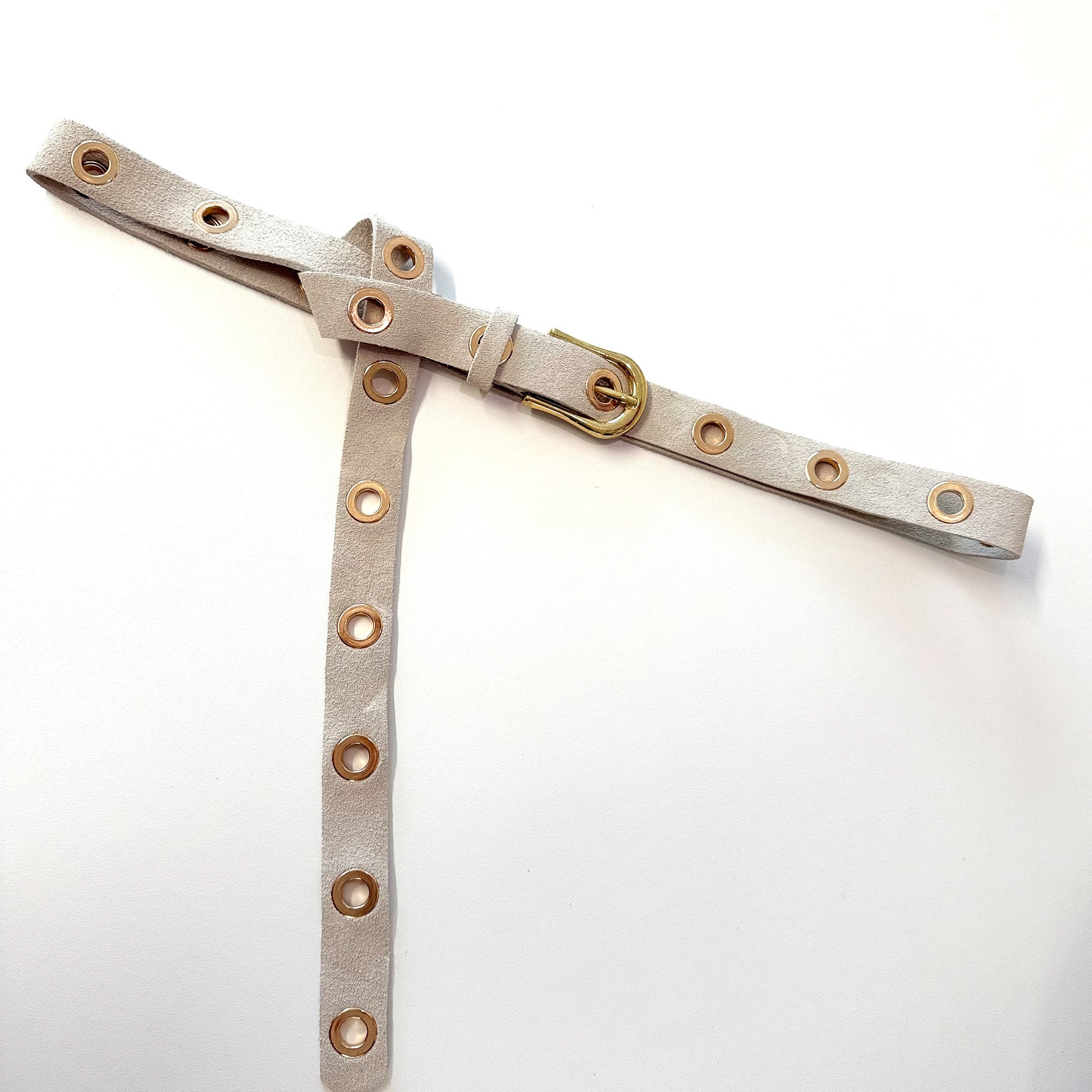 AVERY RIEM SUEDE - BEIGE