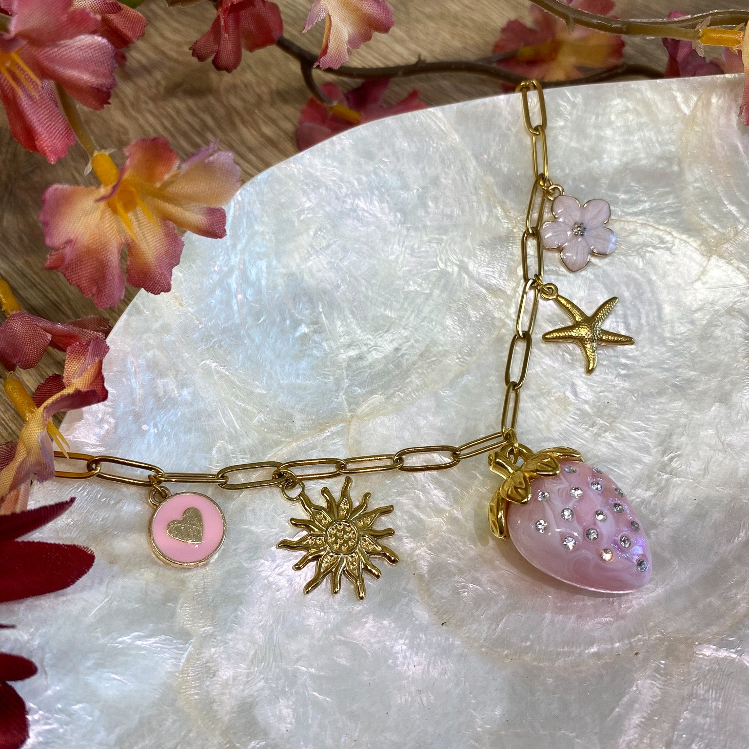 STRAWBERRY KETTING - 081