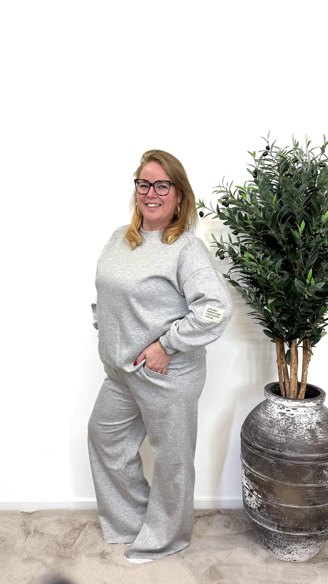 LIFE ISN'T PERFECT LANGE MOUW SET - 1680