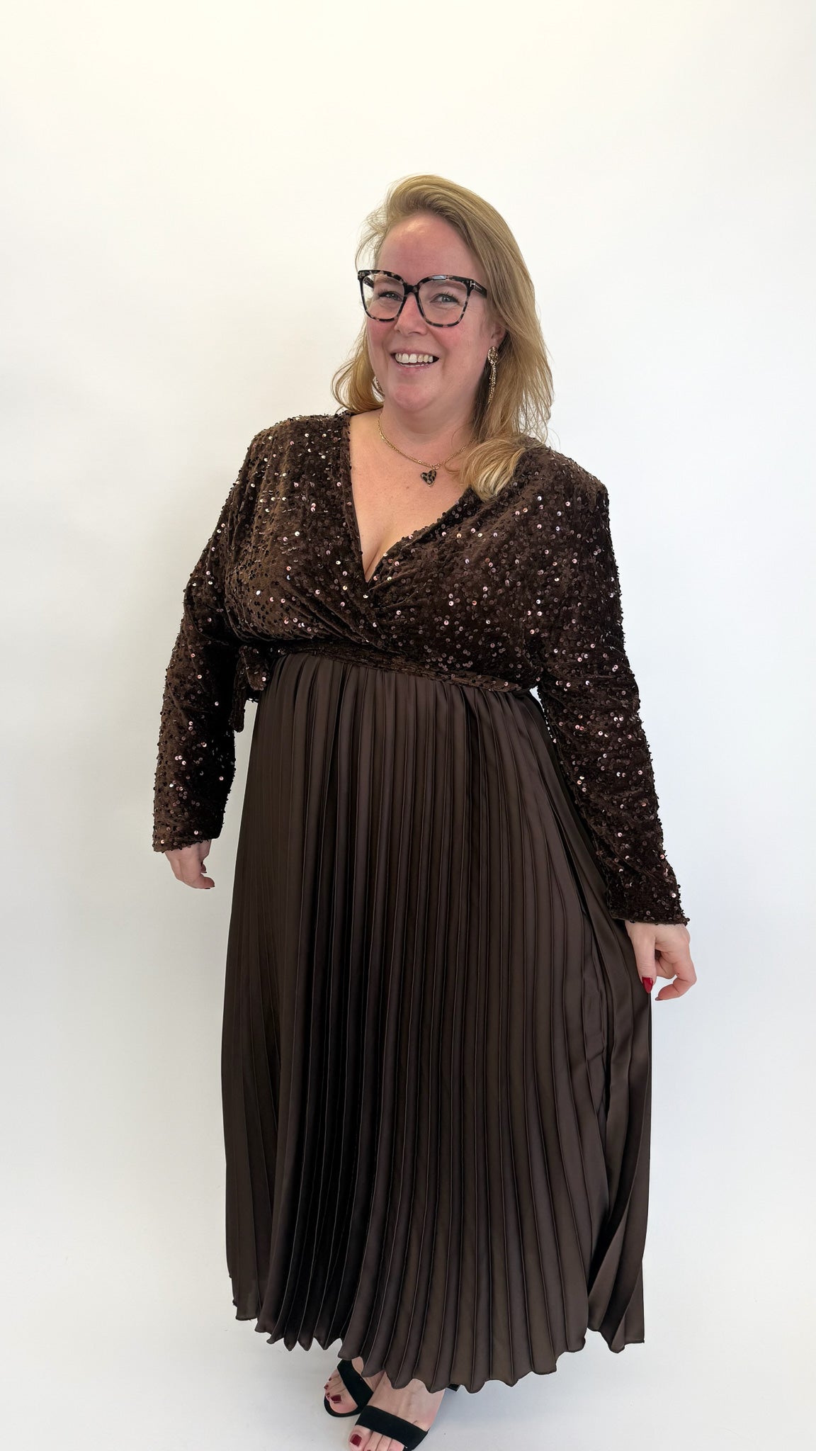 CLASSY HOLIDAY DRESS - 1850