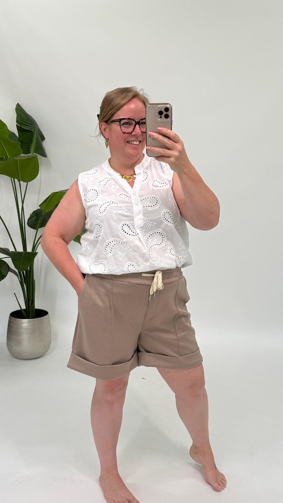 KORTE PANTALON BROEK - 2047