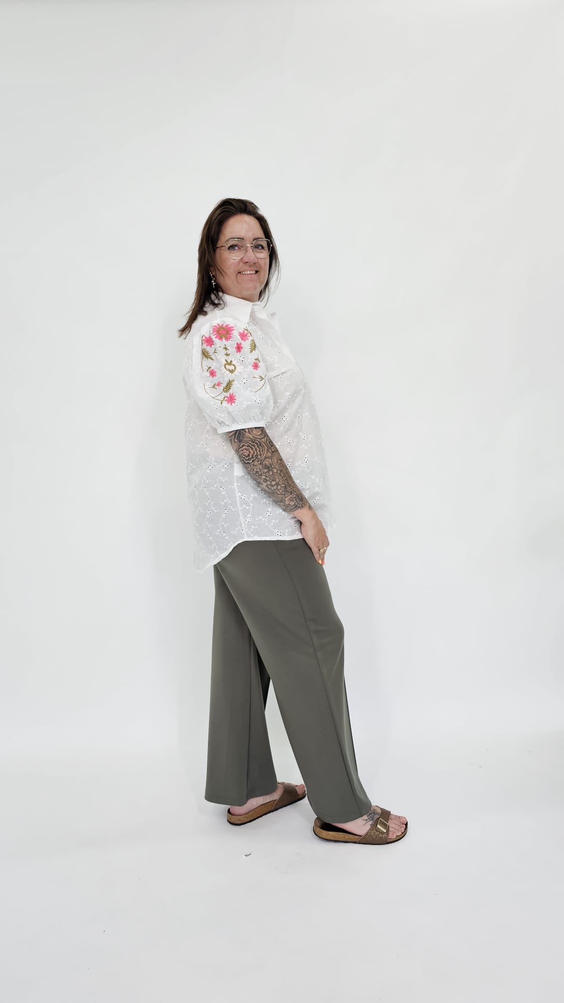 BRODERIE POFMOUW BLOUSE - 2082