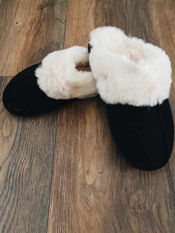 PANTOFFEL ARIA - ZWART